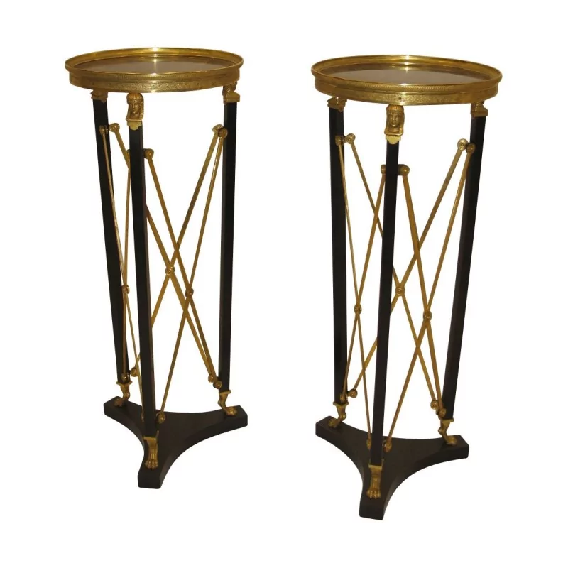 Pair of Empire style pedestal tables in patinated and gilded bronze … - Moinat - End tables, Bouillotte tables, Bedside tables, Pedestal tables
