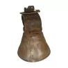 Cloche en métal avec collier en cuir. Epoque 20ème siècle. - Moinat - Accessoires de décoration