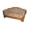 Hirsch sofa in walnut covered in floral fabric. Era - Moinat - Sofas