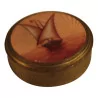 Круглая латунная шкатулка с эмалевым декором «Парусник» на … - Moinat - Коробки