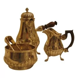 Ensemble en argent Minerve comprenant, 1 cafetière, 1 sucrier