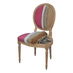 Chaise de style Louis XVI médaillon en hêtre semi recouverte,