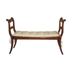 скамейка из красного дерева с 1 подушкой. Период 20 века.