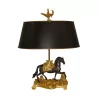 Lampe bouillotte Louis XV “Cheval” en bronze doré, avec … - Moinat - Lampes de table