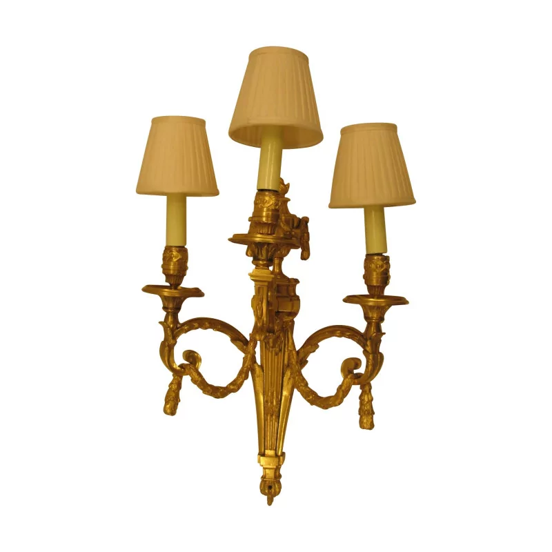 Paar Louis XVI Aries Wandlampen aus ziselierter Bronze und … - Moinat - Wandleuchter