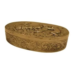 Boîte ovale "Aux Bambins" en argent avec couvercle. Epoque