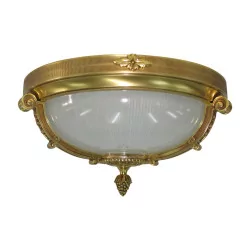 бронзовый потолочный светильник с сосновой шишкой и стеклом.