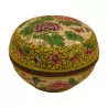 Boîte cloisonnée jaune avec décor floral. Chine, Canton, fin … - Moinat - Boites, Urnes, Vases