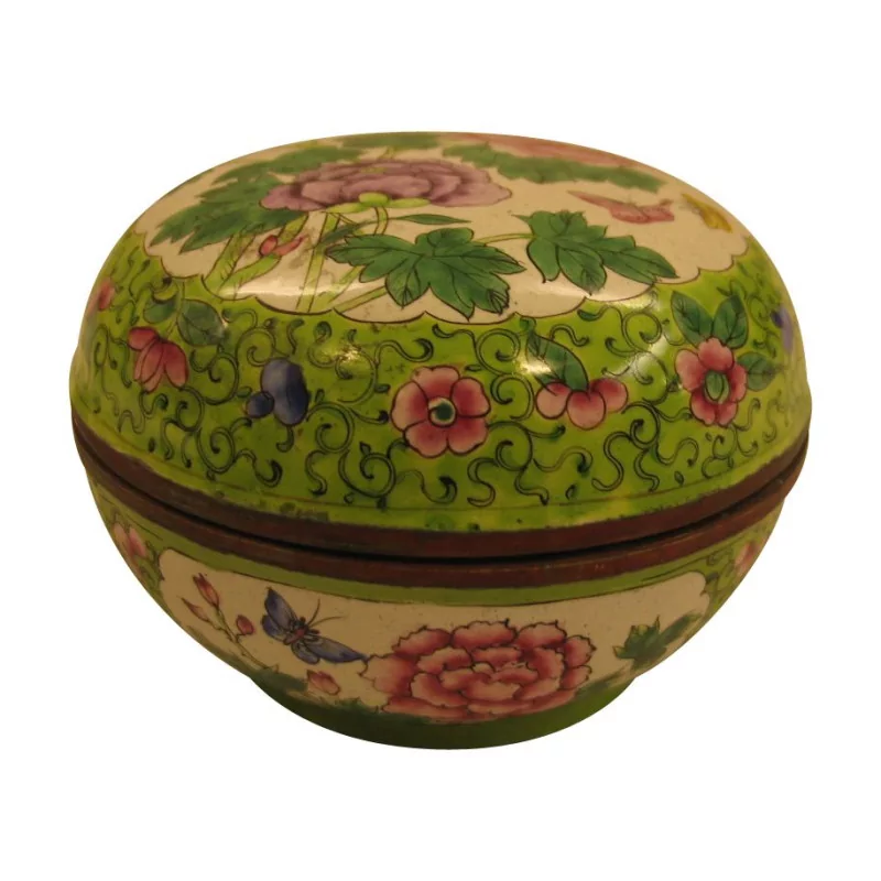Green cloisonné box with floral decoration. China, Canton, late … - Moinat - Boxes, Urns, Vases