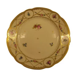 Assiette en porcelaine décor floral et or, Paris début 20ème …