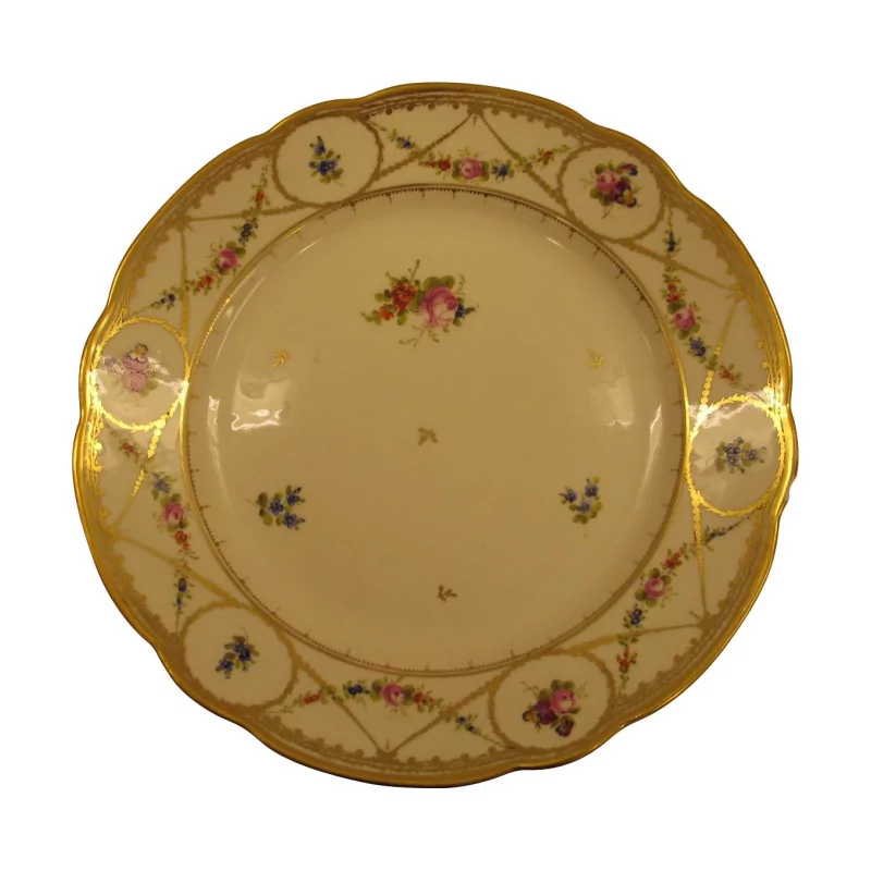 Assiette en porcelaine décor floral et or, Paris début 20ème … - Moinat - Porcelaine