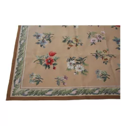 Gebrauchter beiger Aubusson-Teppich mit Blumenmuster. Farben: …