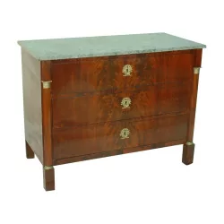 Empire chest of drawers in mahogany, with 3 drawers and marble top...