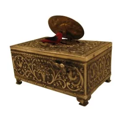 Boîte oiseau siffleur en argent 800 ciselé. Epoque fin 19ème