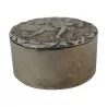 Boîte cylindrique en argent 830 avec décor de musicien sur le … - Moinat - Argenterie