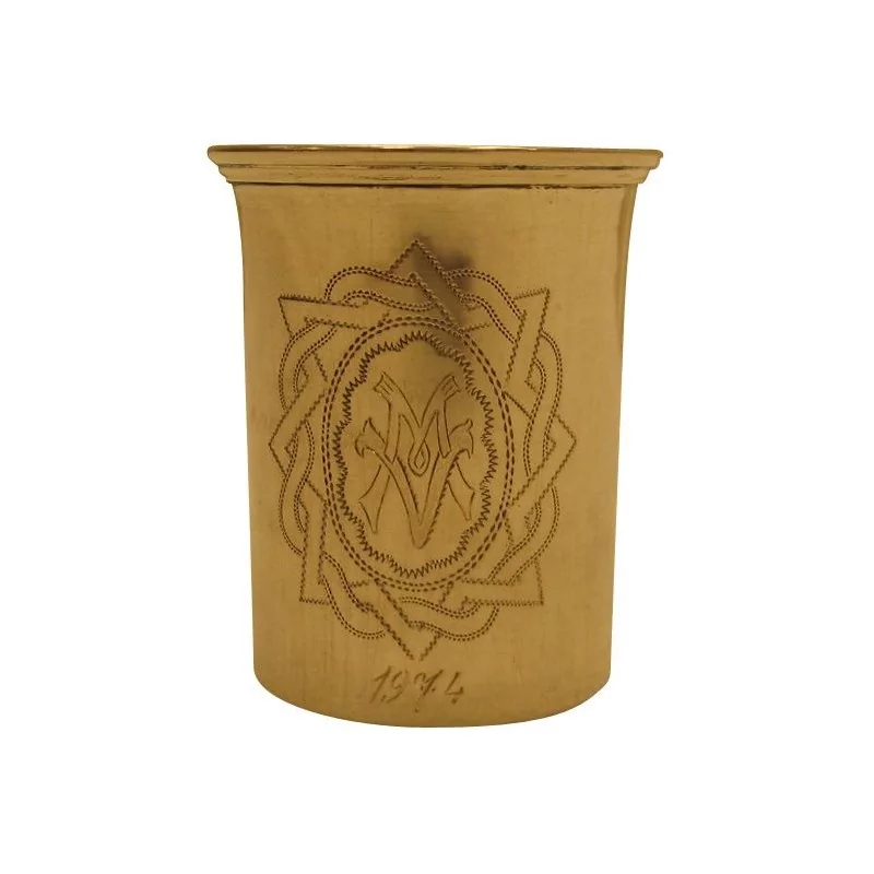 Gobelet en argent 800 avec initiales M.V. et daté de - Moinat - Argenterie