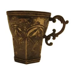 Tasse avec anse en argent Haut titre. Amérique du sud, 19ème