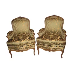 Pair of Louis XV style shepherdesses, upholstered in the 18th century …