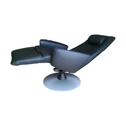 bequemer drehbarer Sessel aus schwarzem Leder C1 Marke Burov …