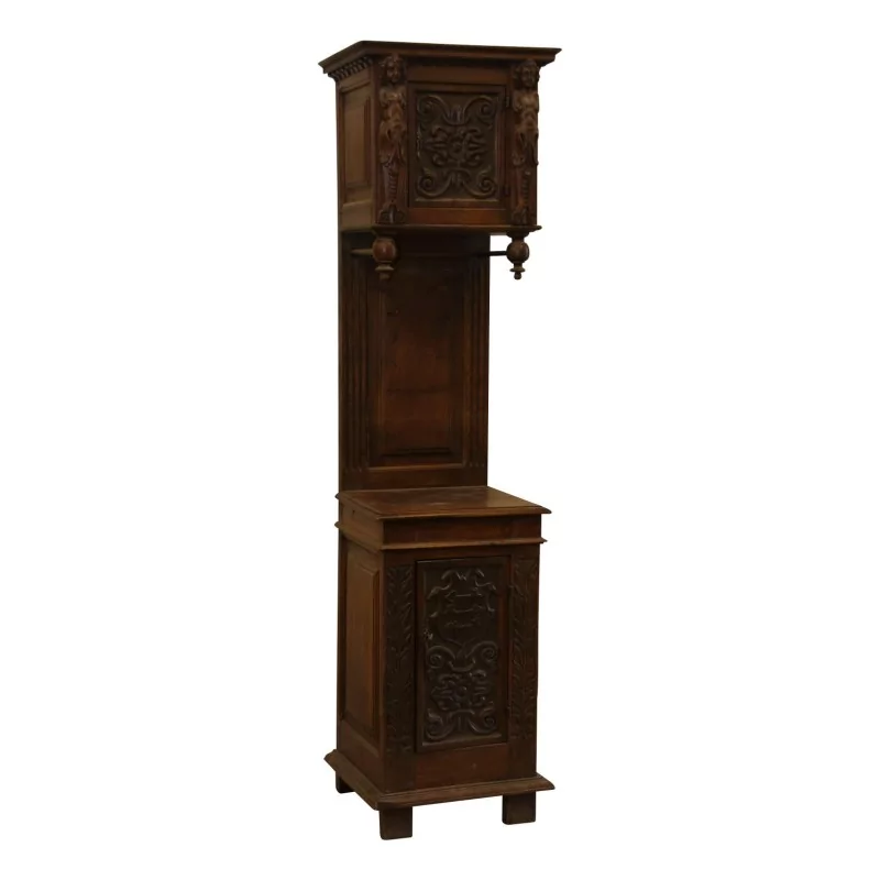 Buffet étroit et haut de style Renaissance en noyer. Epoque … - Moinat - Bahuts, Bars, Buffets, Coffres, Enfilades Buffet étroit et haut de style Renaissance en noyer. Epoque … - Moinat - Bahuts, Bars, Buffets, Coffres, Enfilades