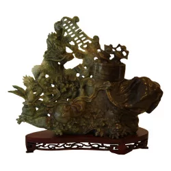 Pierre dure au dragon et éléphant sur socle en bois. Chine, …