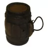 Small wooden liquor barrel with a metal handle. Era … - Moinat - Decorating accessories