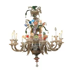 盏白色和彩色穆拉诺玻璃威尼斯吊灯，