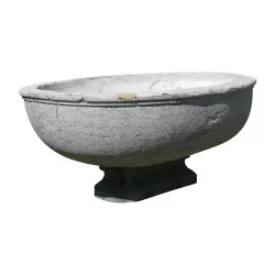 Jura stone basin, restored foot, from the Château …
