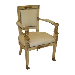 Set mit 4 neoklassizistischen Sesseln aus vergoldetem geschnitztem Nussbaum und …
