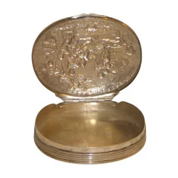 ovale Schachtel in Silber 800 (110gr) „Galante-Szene“. Epoche: …