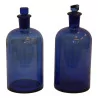 Pair of blue glass pharmacy bottles with … - Moinat - Pharmacie