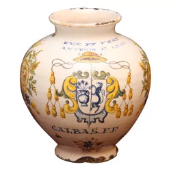 pot of earthenware pharmacy. Probably 18th century...