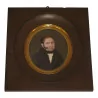 Miniaturporträt eines Mannes mit schwarzem Kragen, datiert … - Moinat - Miniaturen – Medallions
