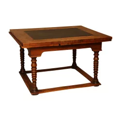 Louis XIII Tisch aus Kirschholz mit Kugelfüßen und …