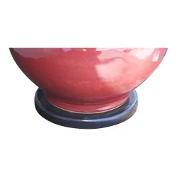 Beef blood vase with straight neck in porcelain, mounted in …