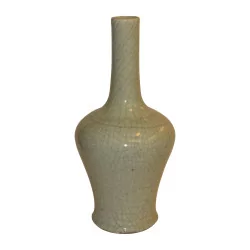 “Ming” straight neck vase, in porcelain.