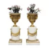 Paire de petits vases de style néo-classique en bronze ciselé … - Moinat - Accessoires de décoration