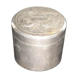 Boite cylindrique en argent (852 gr), intérieur en vermeil avec