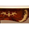 Bureau de style Louis XV en bois de rose et de violette, monté … - Moinat - Bureaux plats
