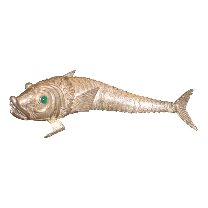Fisch in Silber 915 mit grünen Augen. Zeitraum: Ende … - Moinat - Silber Fisch in Silber 915 mit grünen Augen. Zeitraum: Ende … - Moinat - Silber
