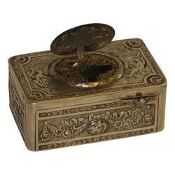 Boîte oiseau siffleur en argent 800 ciselé. Epoque : fin 19ème
