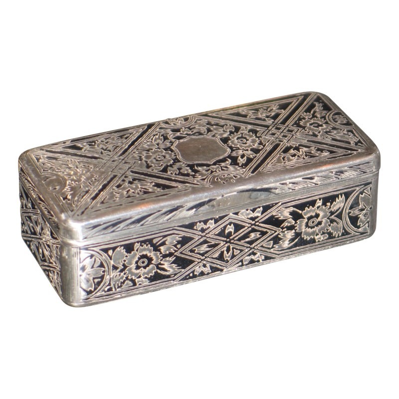 Boite rectangulaire en argent 825 (92gr). Russie - Moscou, - Moinat - Argenterie Boite rectangulaire en argent 825 (92gr). Russie - Moscou, - Moinat - Argenterie