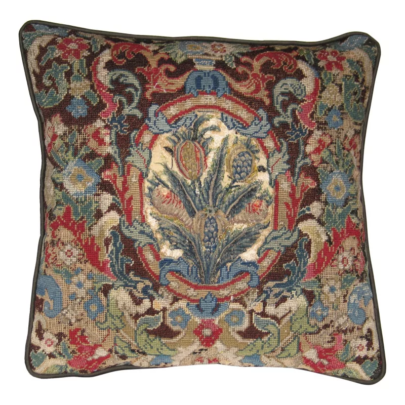 “Flowers” tapestry cushion with petit point pattern, - Moinat - Decorating accessories