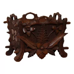 Brienz planter in carved wood. Period: 20th century.