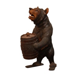 Brienz Holzfassträger Bär. Das Fass und das