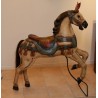 Cheval de manège en bois peint. Epoque : 20ème siècle - Moinat - Accessoires de décoration