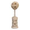 Boule de Canton en ivoire sculpté de dragons parmi les nuages … - Moinat - Accessoires de décoration