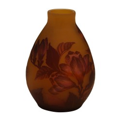 Petit vase copie de Gallé.