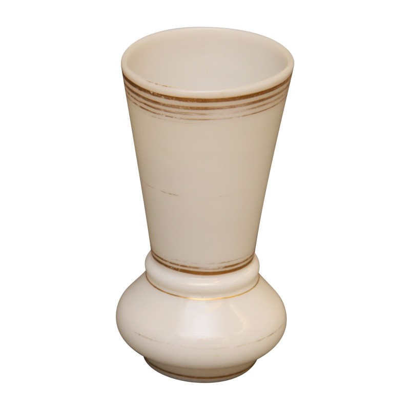 Vase aus weißem Opal. 19. Jahrhundert - Moinat - Schachtel, Urnen, Vasen Vase aus weißem Opal. 19. Jahrhundert - Moinat - Schachtel, Urnen, Vasen