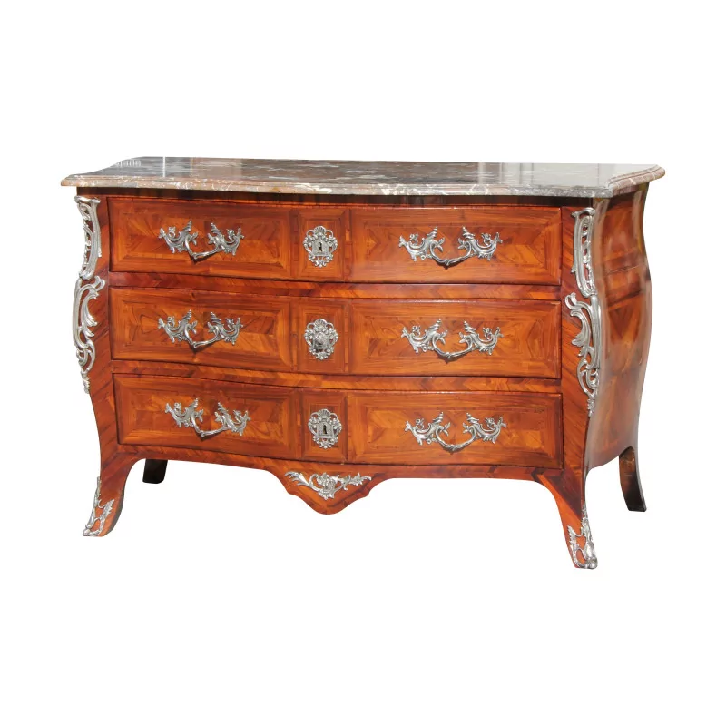 Commode “tombeau” plaquage marqueterie bois de rose, montée … - Moinat - Commodes, Chiffonniers, Semainiers